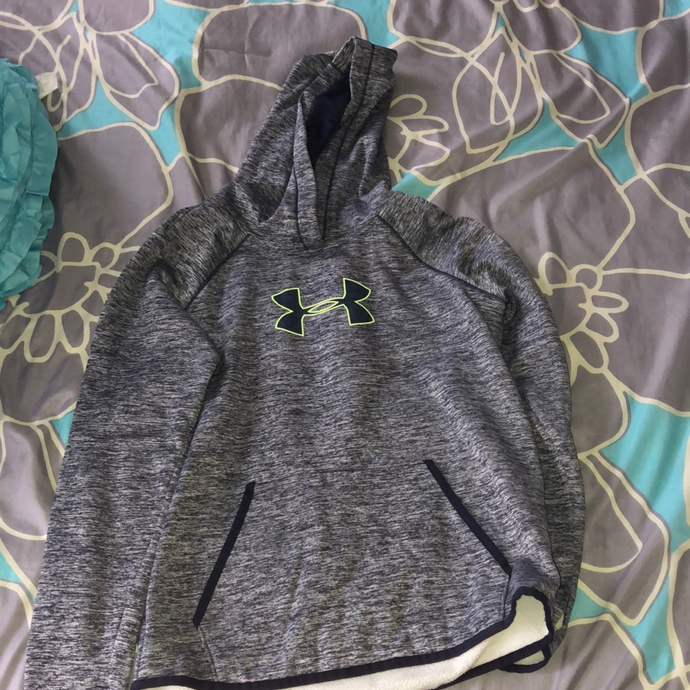 Under armour sweatshirt